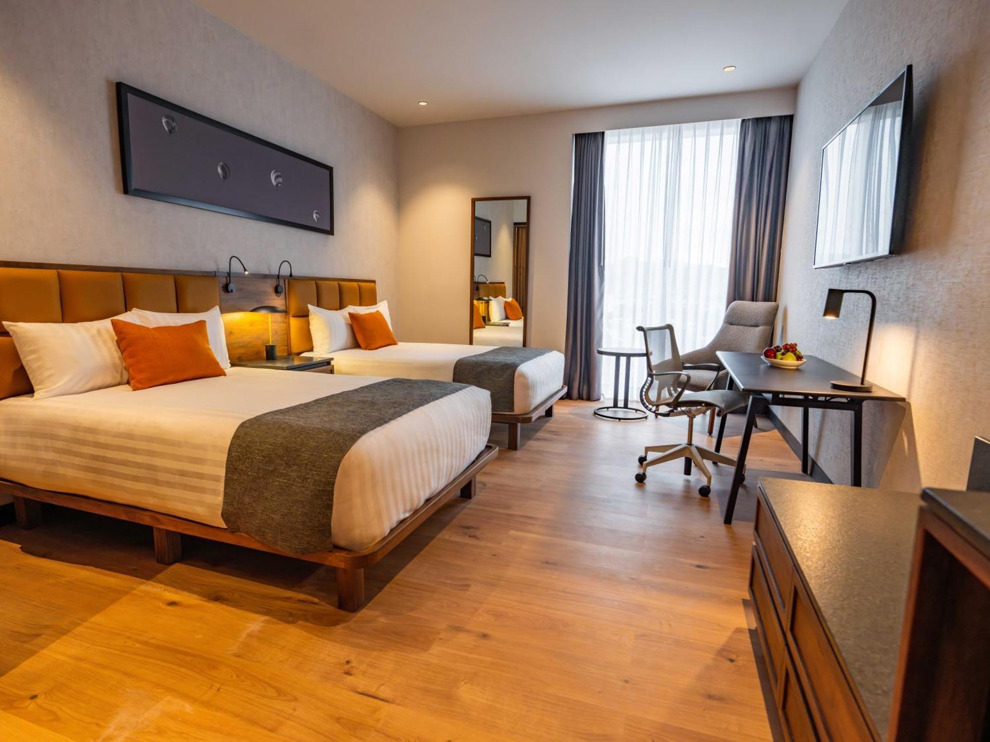 Galeria Plaza Leon Hotel Bagian luar foto